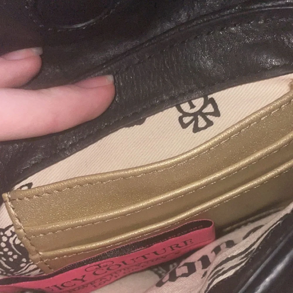 Vintage Juicy Couture Black Leather Shoulder Bag - Picture 3 of 3